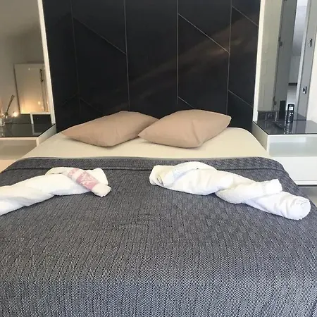 Hotel Talles Suit